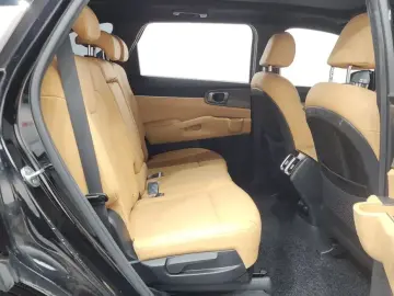 2022 Kia Sorento с пробегом 112 811 км