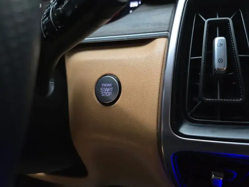 2021 Kia Sorento с пробегом 156 559 км