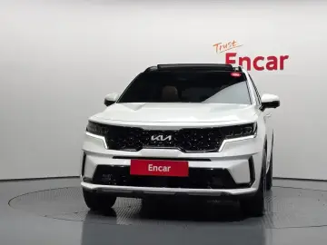 2023 Kia Sorento с пробегом 33 552 км