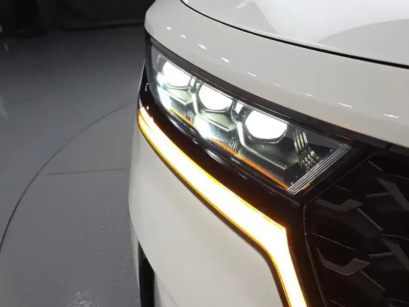 2023 Kia Sorento с пробегом 33 552 км