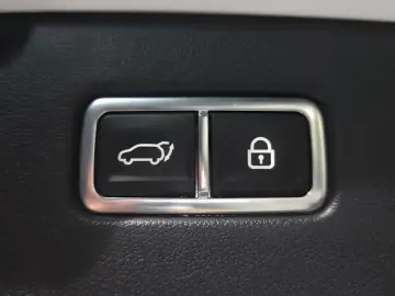 2023 Kia Sorento с пробегом 33 552 км