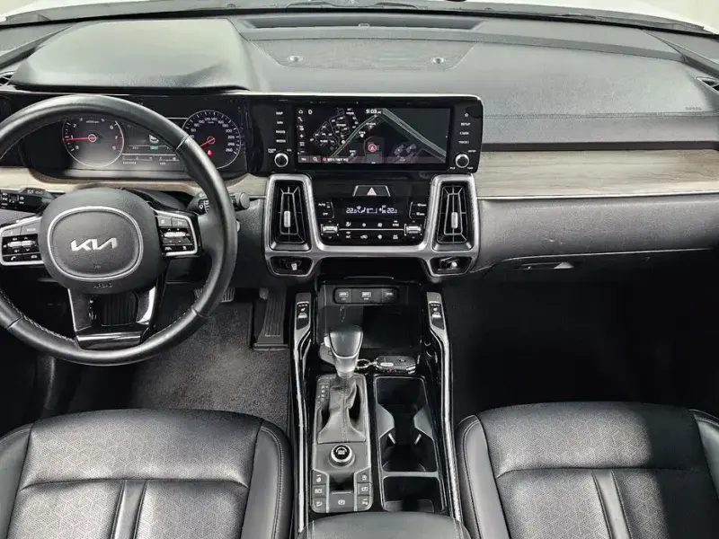 2022 Kia Sorento с пробегом 79 882 км