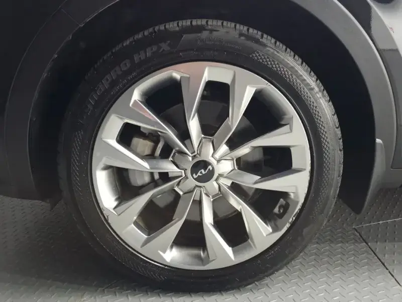 2022 Kia Sorento с пробегом 80 015 км