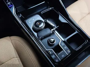 2022 Kia Sorento с пробегом 80 015 км