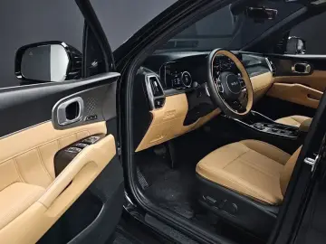 2022 Kia Sorento с пробегом 80 015 км