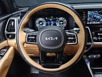 2022 Kia Sorento с пробегом 80 015 км