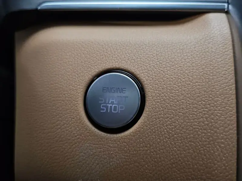 2022 Kia Sorento с пробегом 80 015 км