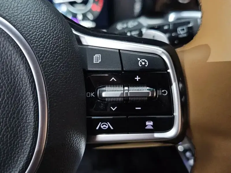2022 Kia Sorento с пробегом 80 015 км