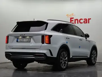 2023 Kia Sorento с пробегом 34 639 км