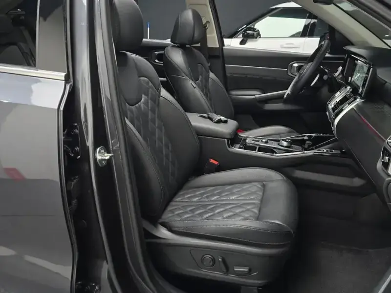 2023 Kia Sorento с пробегом 41 477 км