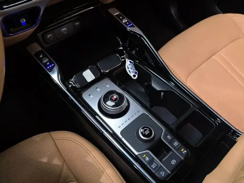 2022 Kia Sorento с пробегом 27 590 км