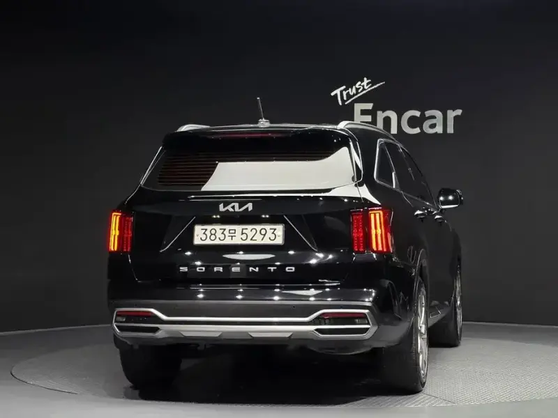 2022 Kia Sorento с пробегом 102 543 км