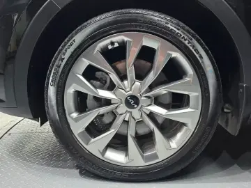 2022 Kia Sorento с пробегом 102 543 км