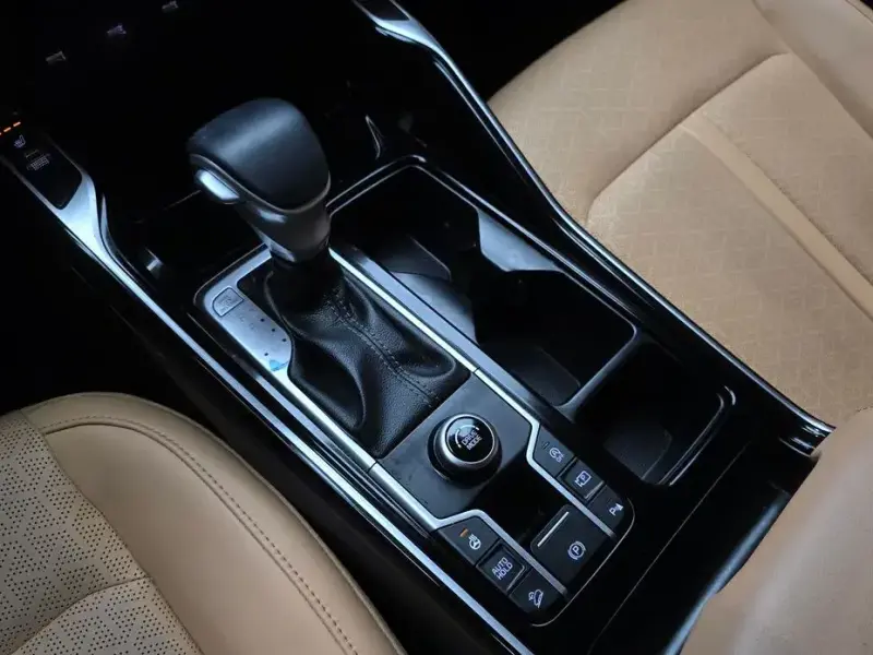 2022 Kia Sorento с пробегом 102 543 км