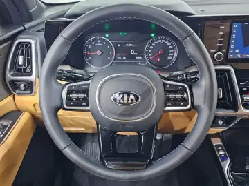 2021 Kia Sorento с пробегом 68 350 км