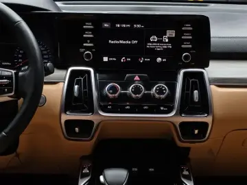 2022 Kia Sorento с пробегом 102 543 км