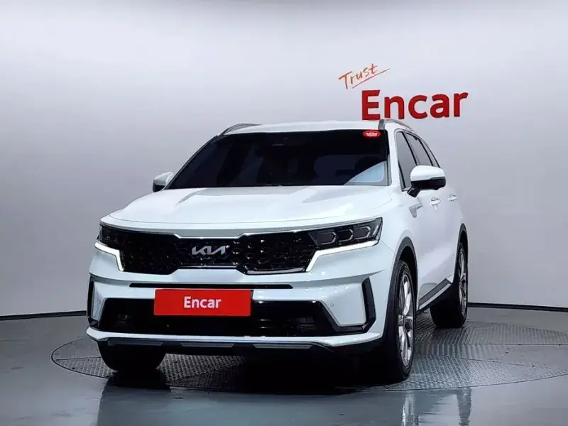 2023 Kia Sorento с пробегом 46 037 км