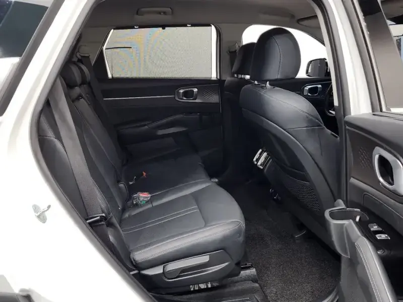 2023 Kia Sorento с пробегом 46 037 км