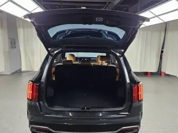 2023 Kia Sorento с пробегом 29 146 км