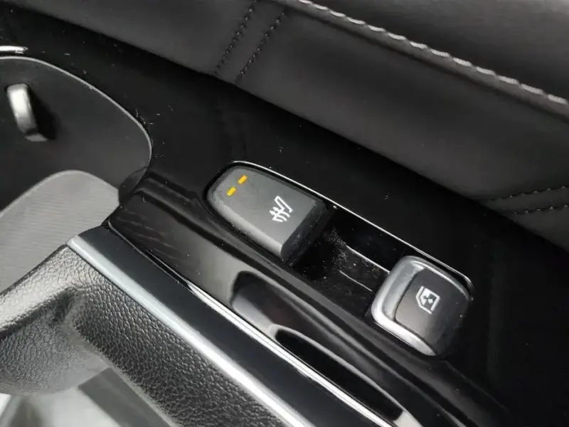 2023 Kia Sorento с пробегом 46 037 км
