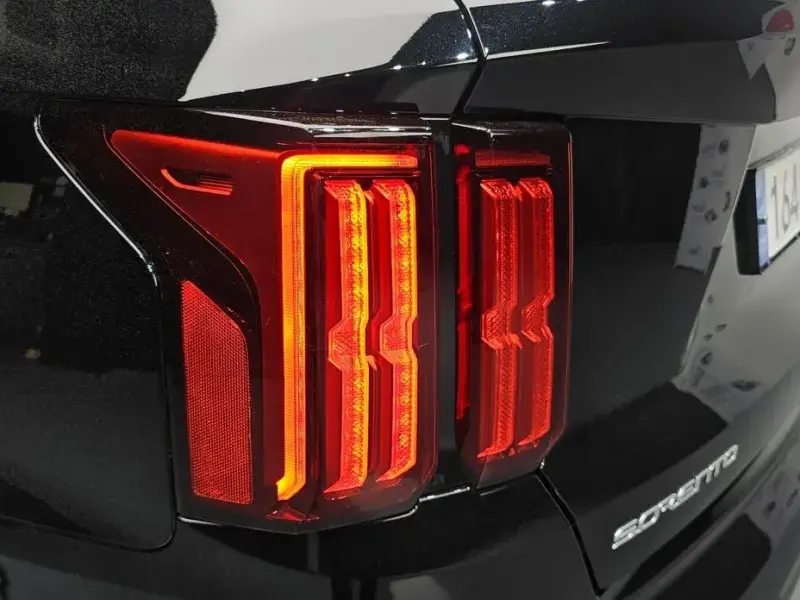 2023 Kia Sorento с пробегом 52 678 км