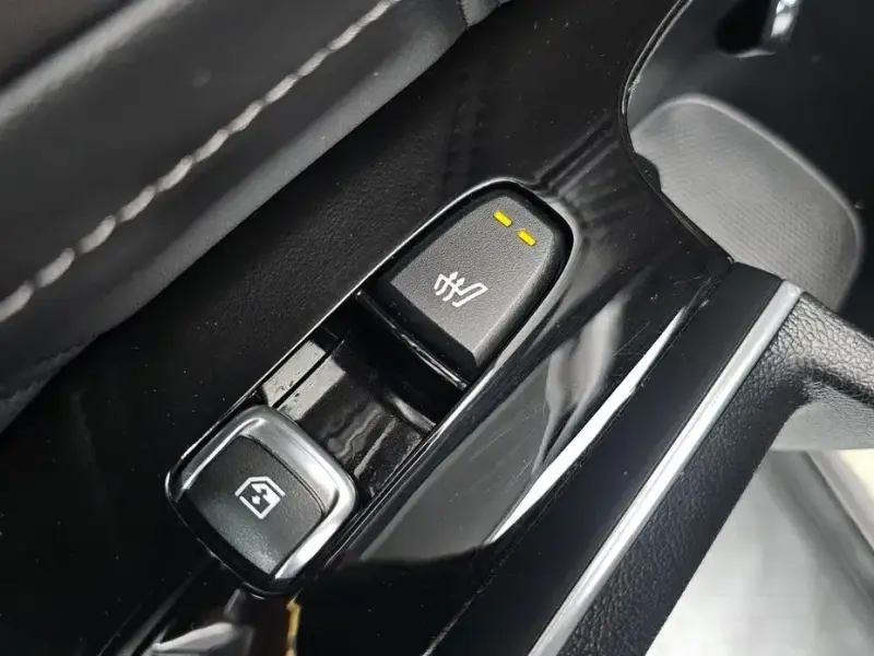2023 Kia Sorento с пробегом 52 678 км