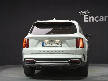 2021 Kia Sorento с пробегом 17 977 км