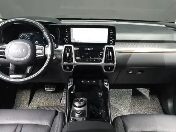 2021 Kia Sorento с пробегом 17 977 км
