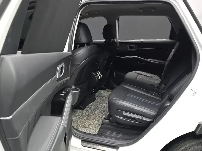 2021 Kia Sorento с пробегом 17 977 км