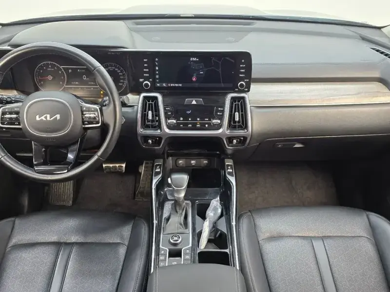 2022 Kia Sorento с пробегом 76 796 км