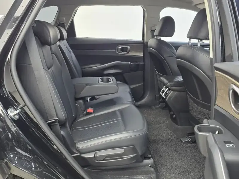 2022 Kia Sorento с пробегом 76 796 км