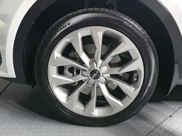 2022 Kia Sorento с пробегом 31 018 км
