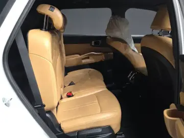 2022 Kia Sorento с пробегом 31 018 км
