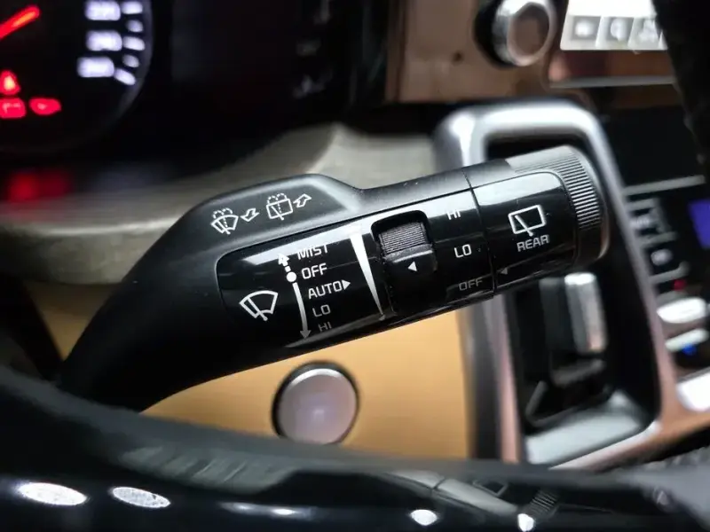 2022 Kia Sorento с пробегом 31 018 км