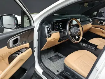2022 Kia Sorento с пробегом 34 611 км