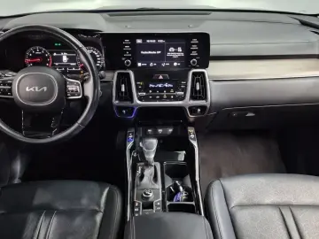 2022 Kia Sorento с пробегом 59 008 км