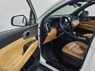 2021 Kia Sorento с пробегом 82 794 км