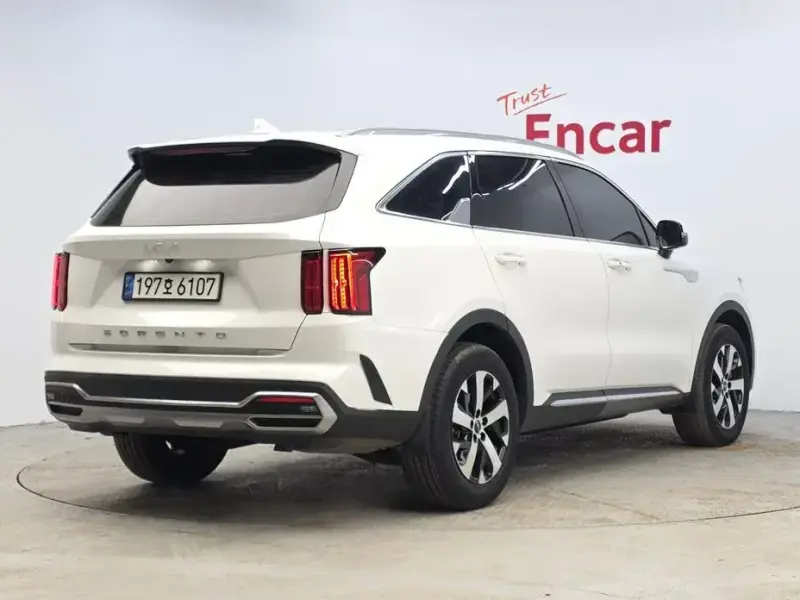 2022 Kia Sorento с пробегом 73 017 км