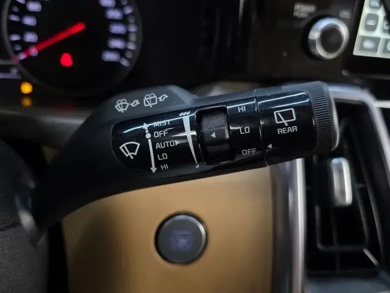 2022 Kia Sorento с пробегом 73 017 км