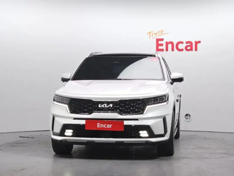 2023 Kia Sorento с пробегом 45 694 км