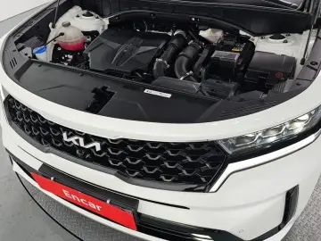 2023 Kia Sorento с пробегом 45 694 км