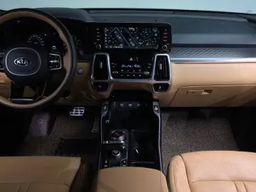 2020 Kia Sorento с пробегом 81 795 км