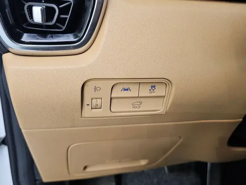 2023 Kia Sorento с пробегом 45 694 км