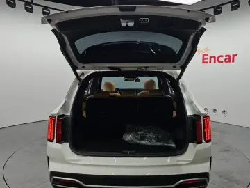 2023 Kia Sorento с пробегом 45 694 км