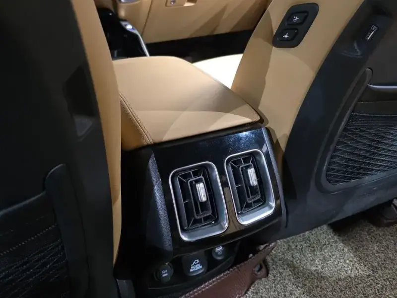 2020 Kia Sorento с пробегом 81 795 км