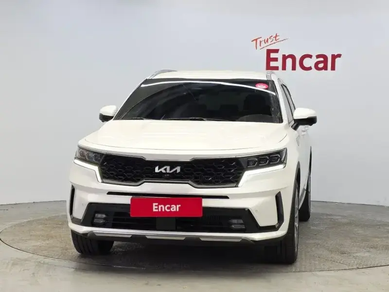 2023 Kia Sorento с пробегом 45 630 км