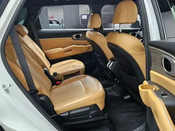 2022 Kia Sorento с пробегом 86 876 км