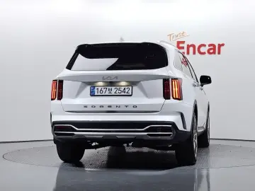 2022 Kia Sorento с пробегом 51 902 км