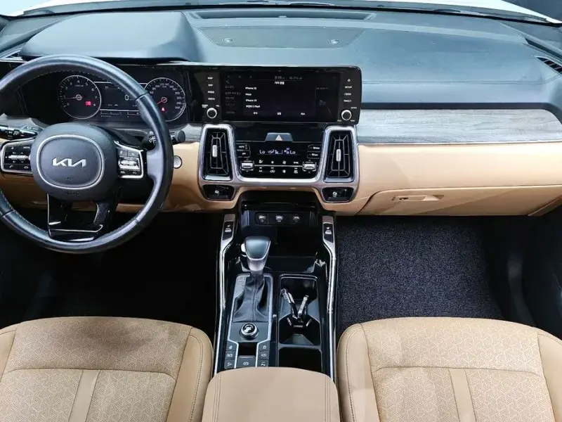 2022 Kia Sorento с пробегом 51 902 км