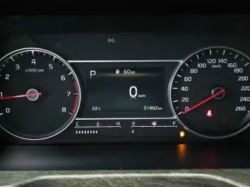 2022 Kia Sorento с пробегом 51 902 км